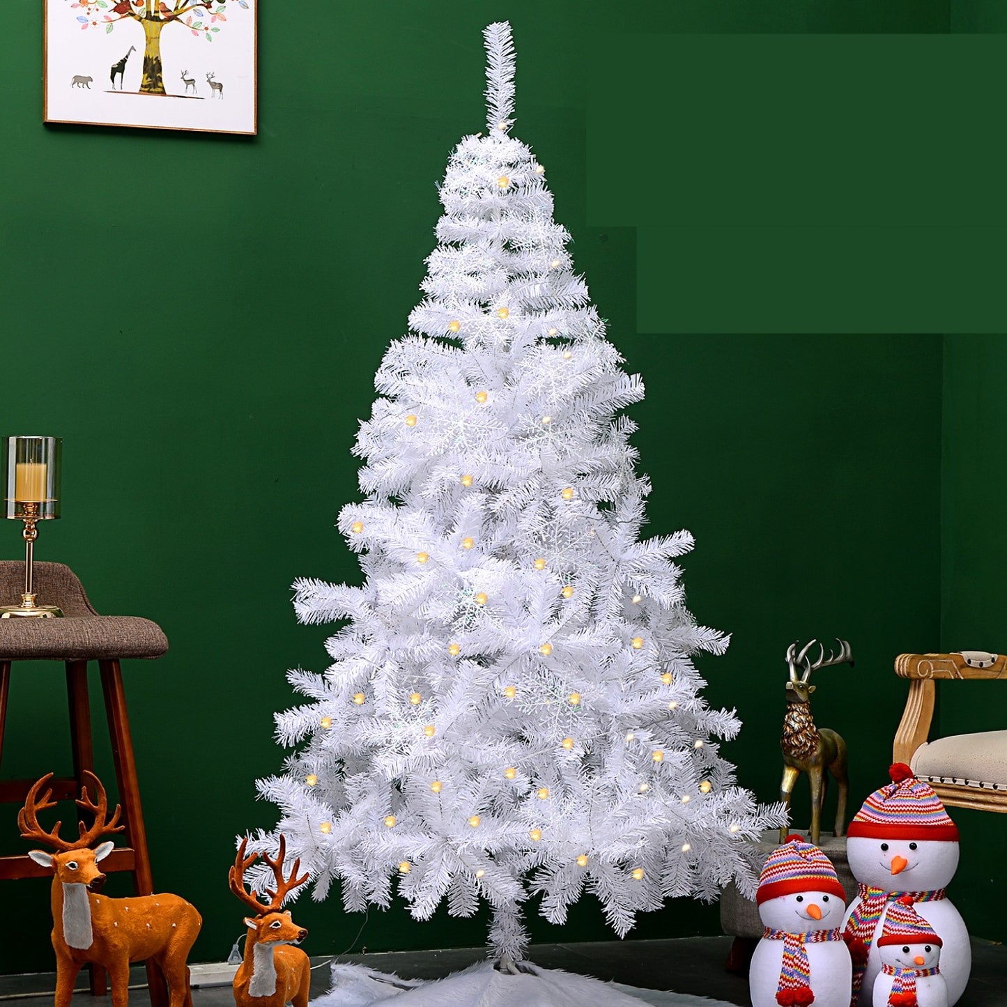 Brad  artificial , 210 cm, 800 ramuri/varfuri,cu suport , utilizat pentru interior/exterior, alb